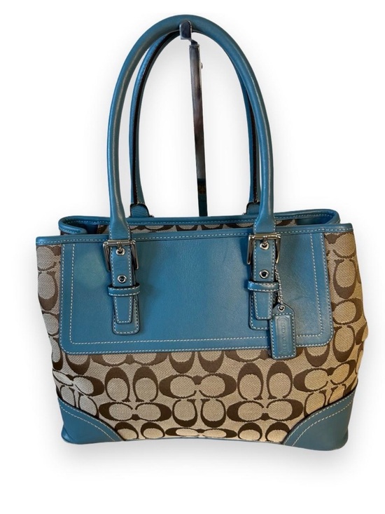 Coach Handbags - Coach Hamptons Signature EW Gallery Crossbody Tote